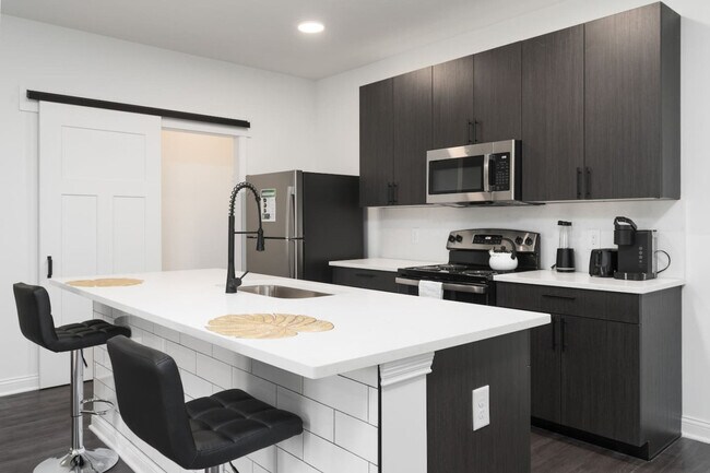 Building Photo - 5821 Elevated Way