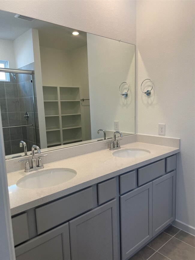 Building Photo - 22111 Strathfield Cir