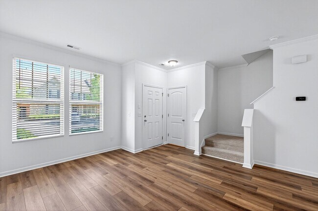 Building Photo - 4509 Middletown Dr