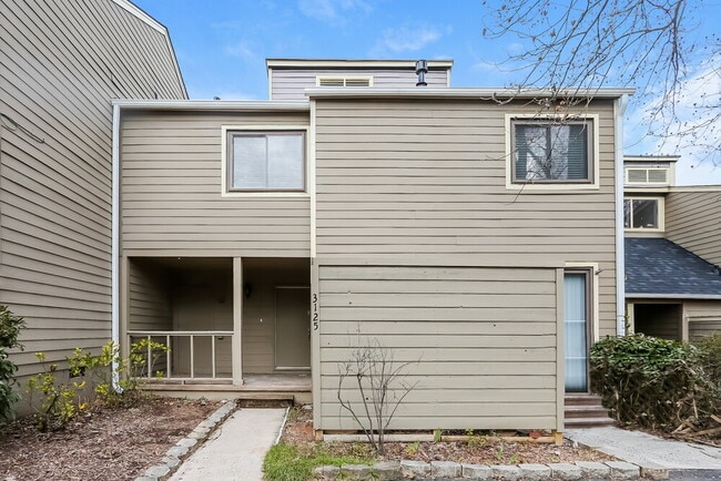 Building Photo - 3125 Windbluff Dr