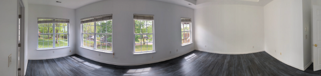 Building Photo - 2100 Allendale Pl