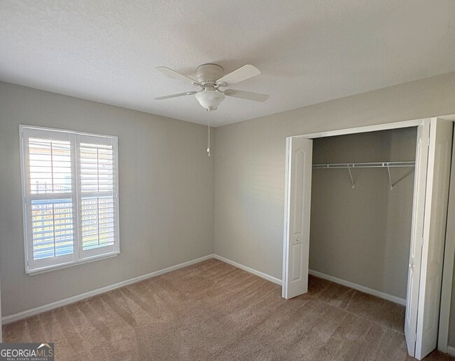 Building Photo - 312 Chinquapin Dr