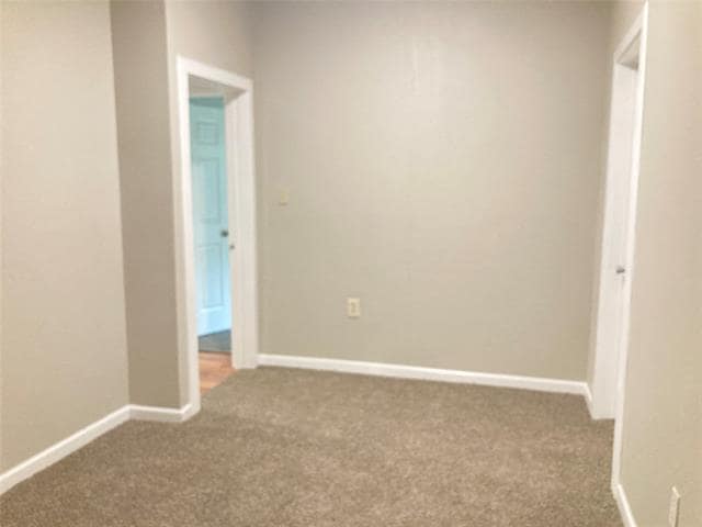 Building Photo - 104 May Ave