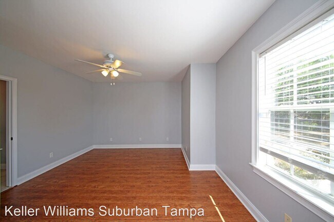 Building Photo - 2 br, 2.5 bath House - 3317 Empedrado St