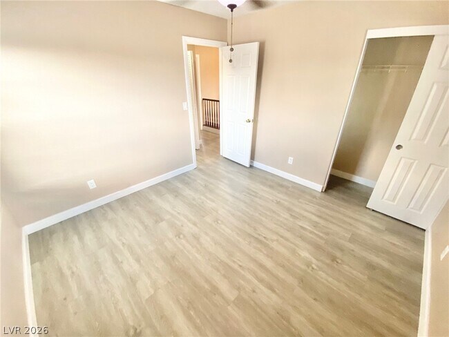 Building Photo - 1060 Paradise Coach Dr
