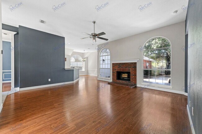 Building Photo - 8041 Flagstone St