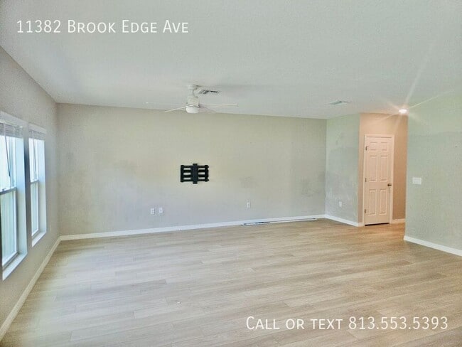 Building Photo - 11382 Brook Edge Ave