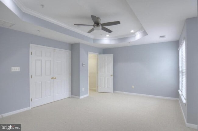 Building Photo - 422 Sheila St