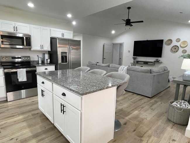 Building Photo - Built in 2025 3 Bed 2 Bath FOR RENT