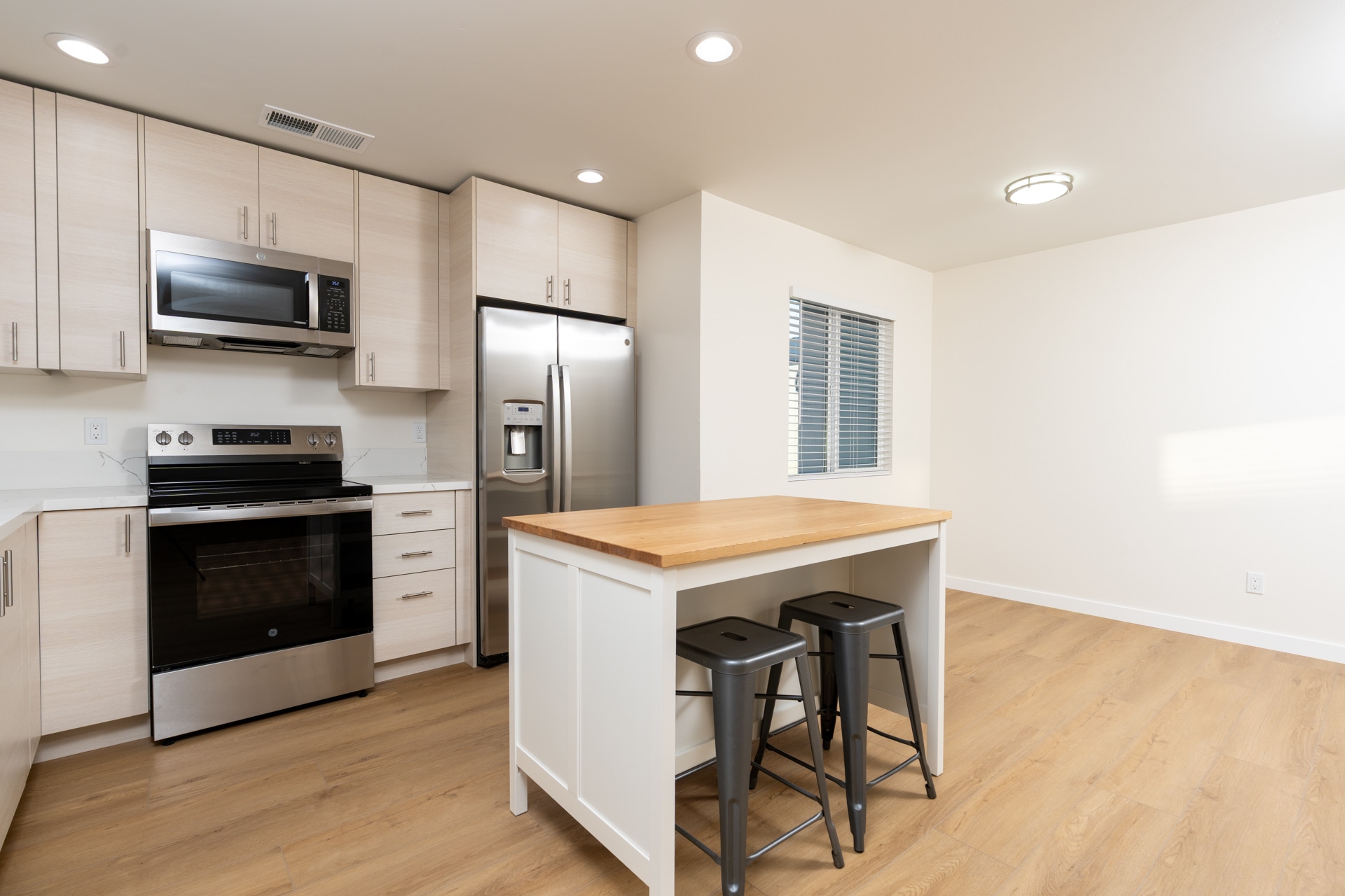 Building Photo - 4826 Rolando Blvd