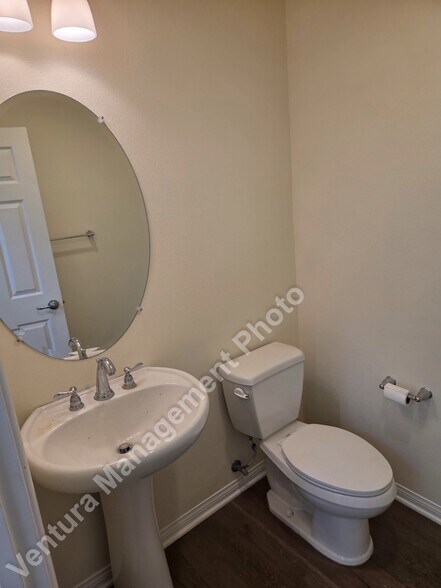 Building Photo - 13347 Stonebridge Ct