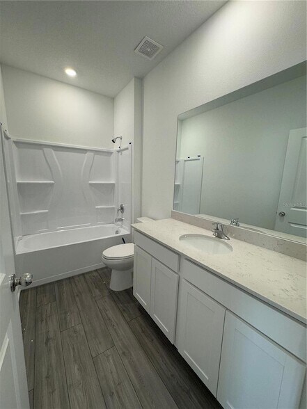 Building Photo - 4725 SW 83rd Lp