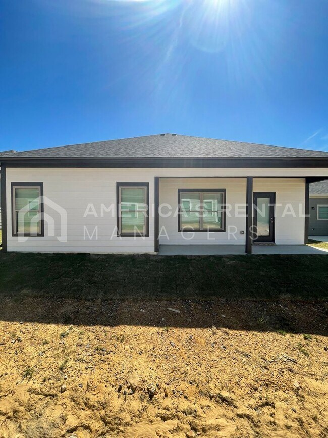 Building Photo - Home for Rent in Cullman, AL!!!  View with 48 Hours Notice!