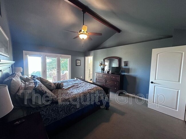 Building Photo - 531 High Sierra Dr