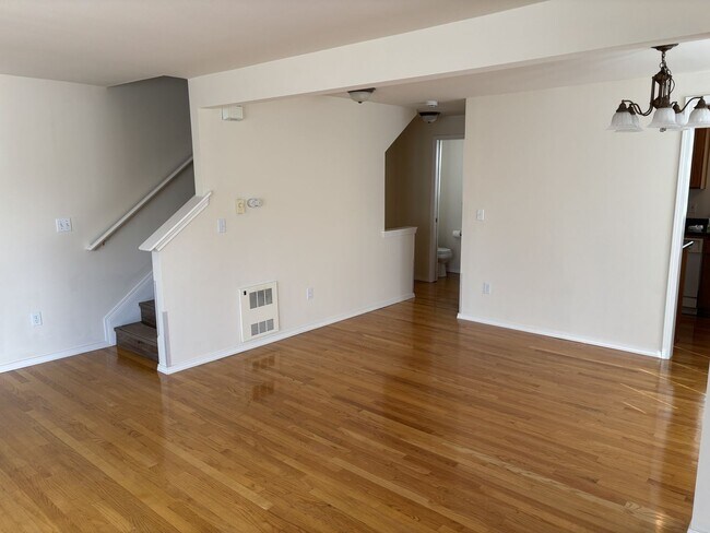 Building Photo - 1756 NW 59th St