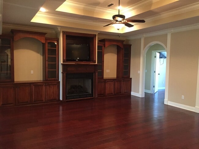 Building Photo - Sommer Brooke Subdivision!!  Office!