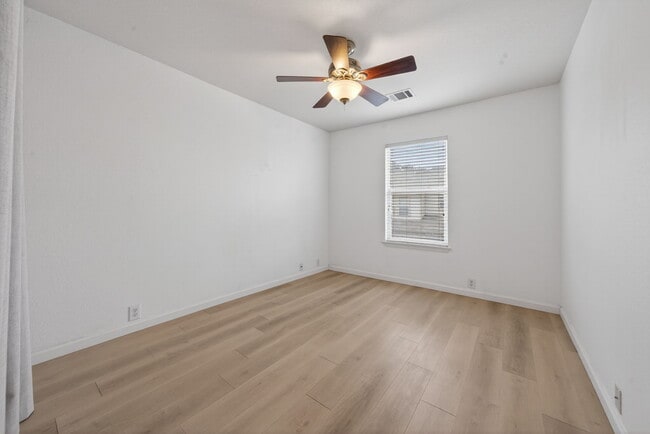 Building Photo - 2642 Grayson Way