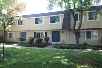 Building Photo - $3795 - Fully Remodeled 3Bd / 3Ba Large Townhome in Santa Teresa area