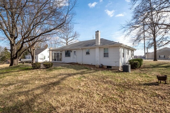 Building Photo - 12447 McKelvey Rd