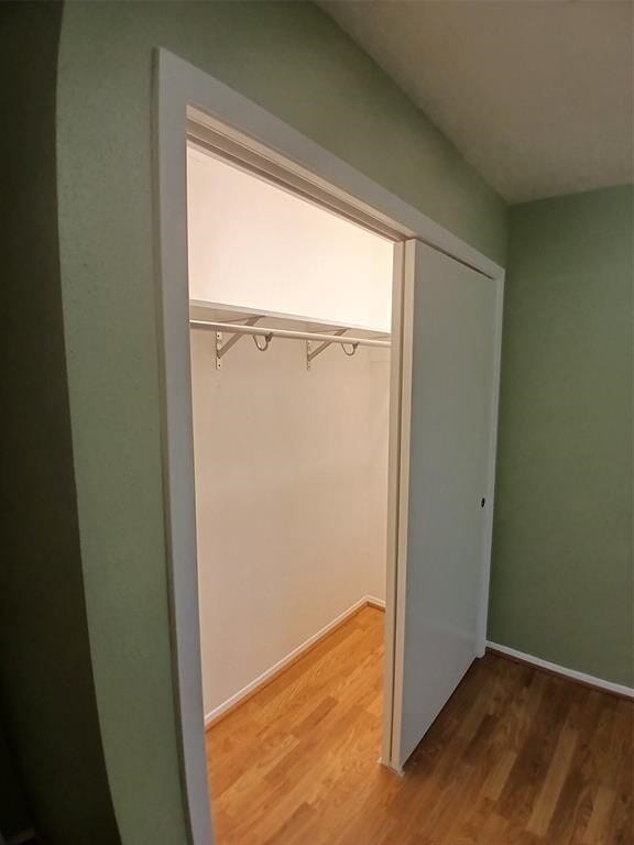 Building Photo - 1126 E Brompton Dr