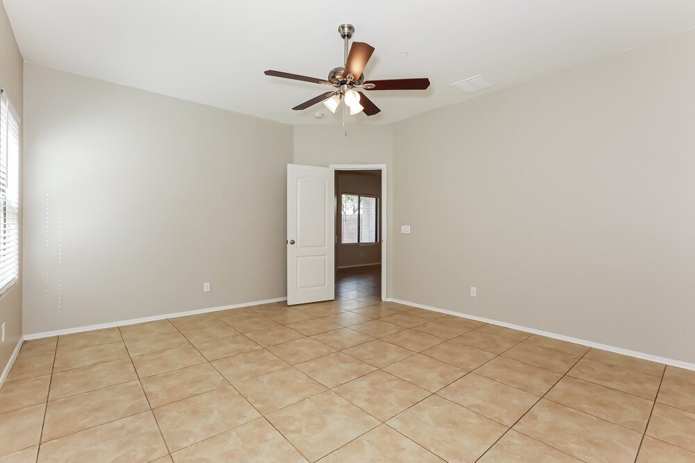 Building Photo - 5306 E Carol Ave