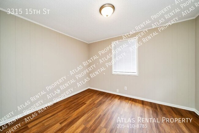 Building Photo - 3315 15th St