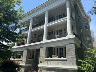 Building Photo - Gorgeous 1 Bedroom 1 Bathroom Condo locate...
