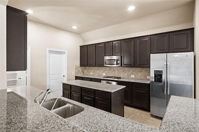 Building Photo - 2 Prairie Falcon Place