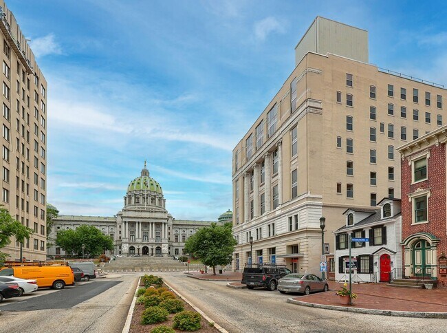 Building Photo - 231 State St