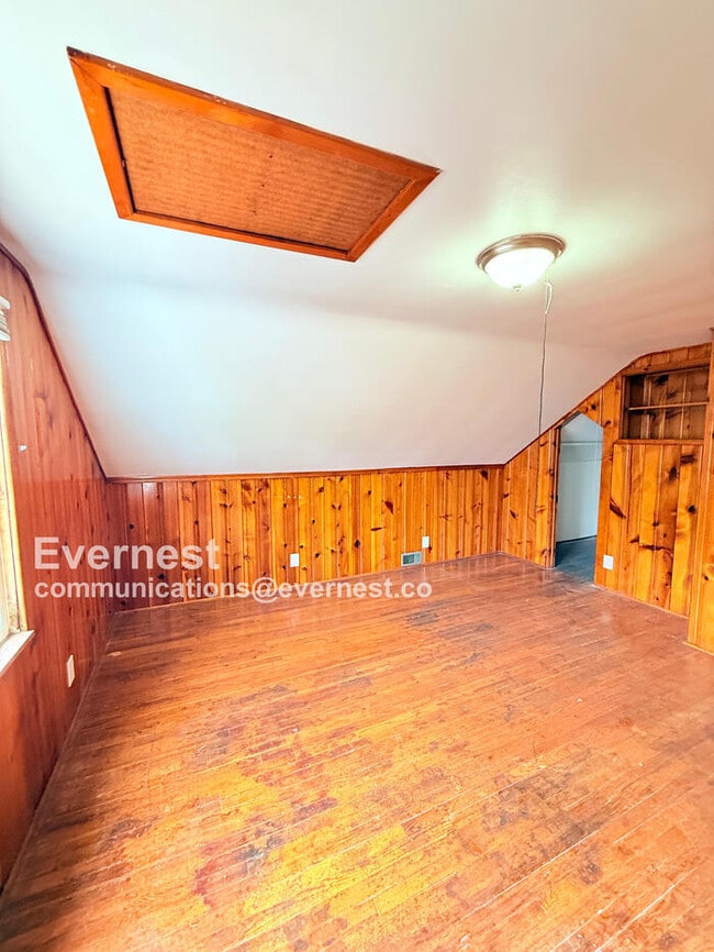 Building Photo - 14980 Tacoma St