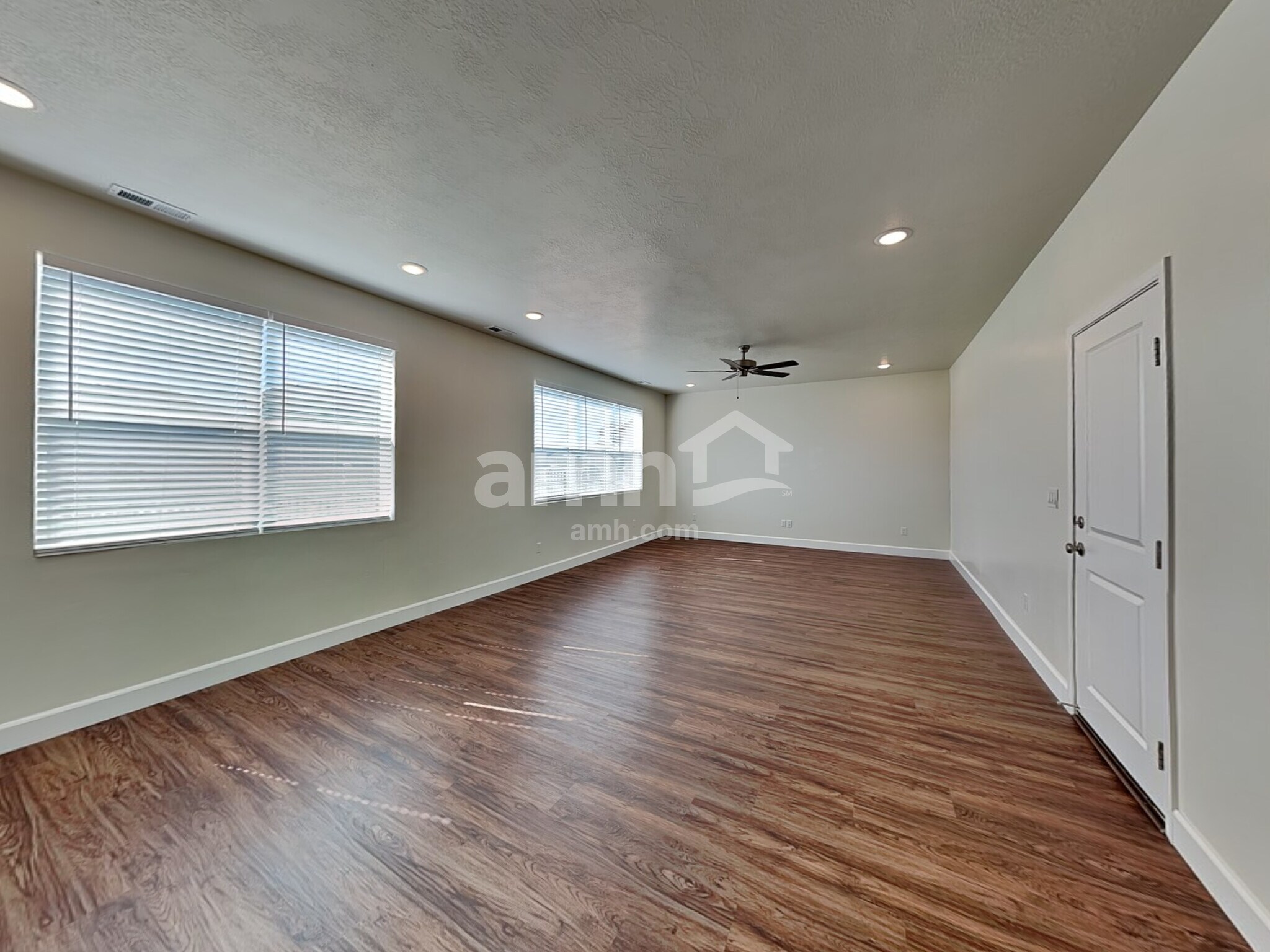 Building Photo - 1369 White St