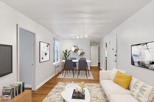 Building Photo - 2244 Bronx Pk E