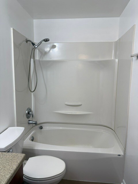 Building Photo - 1040 Camellia Dr