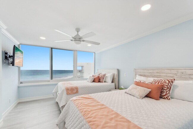 Building Photo - 3590 S Ocean Blvd