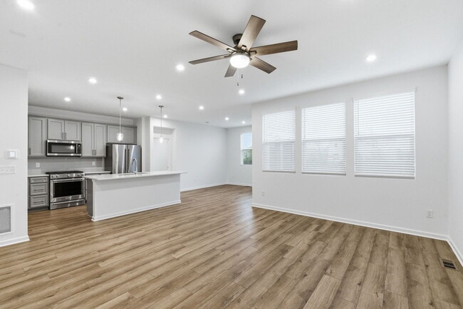 Building Photo - 538 Penwell Dr
