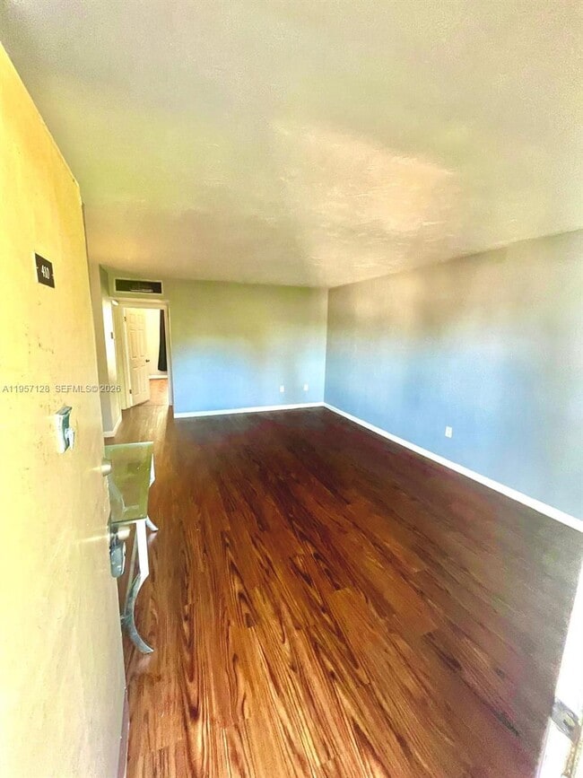 Building Photo - 1475 NE 125th Terrace