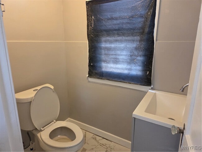 Building Photo - 55 Cleveland Dr