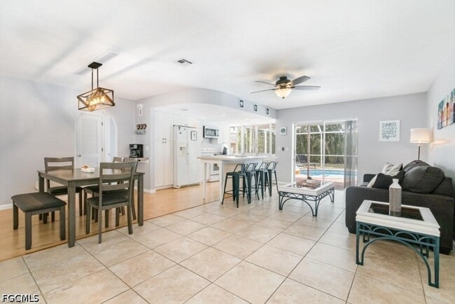 Building Photo - 922 SE 25th Ln