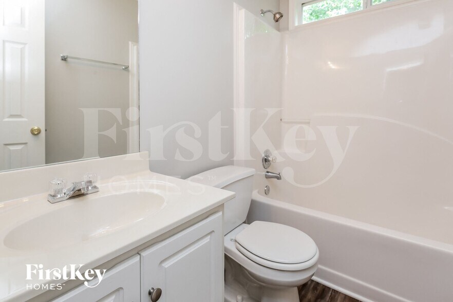 Building Photo - 7336 Litany Ct