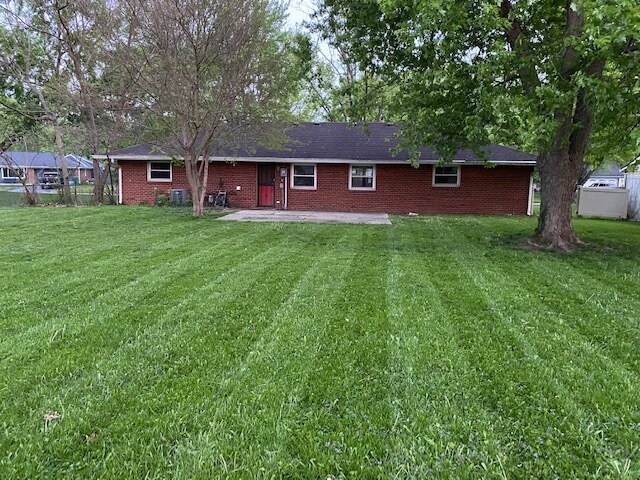 Building Photo - 1618 McCollough Dr