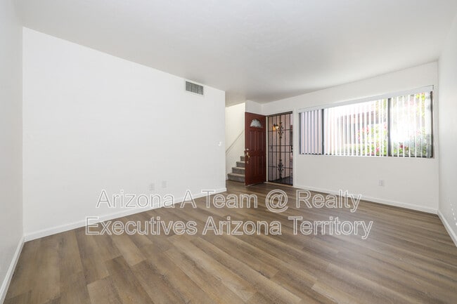 Building Photo - 9420 E Speedway Blvd