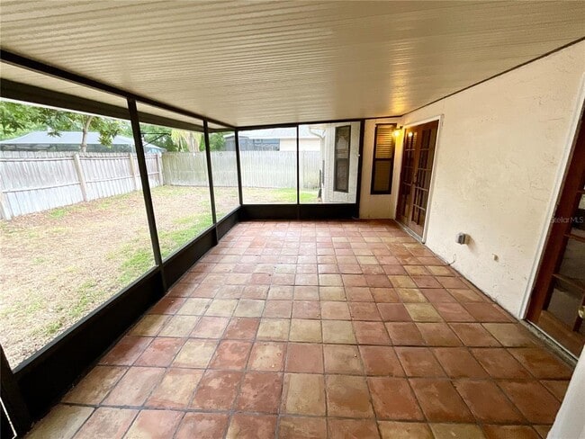 Building Photo - 2468 Gulf Breeze Cir