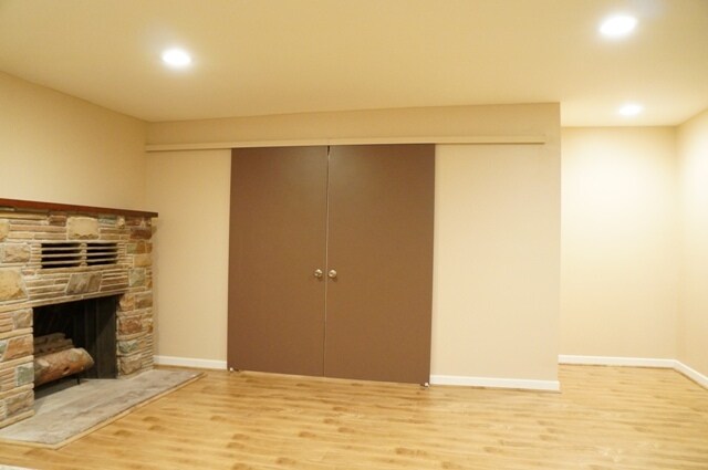 Building Photo - 596 S Mentor Ave
