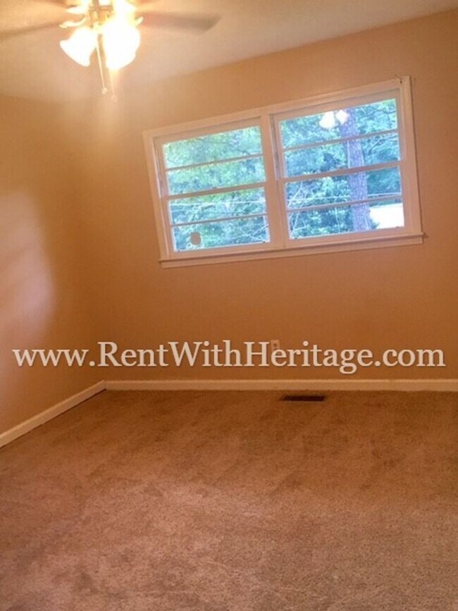 Building Photo - 5407 Wilder Dr