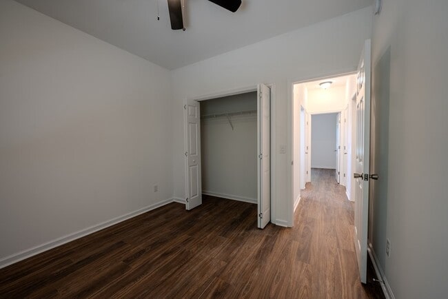 Building Photo - 37425 Mutiny Dr