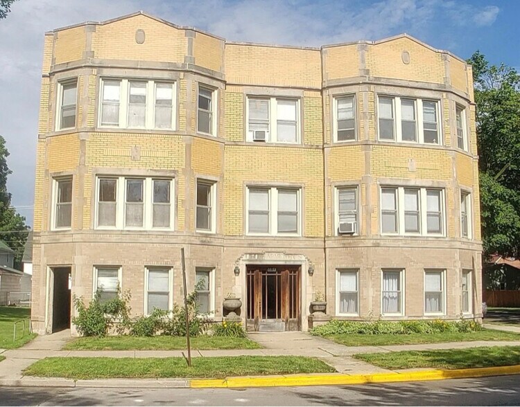 Primary Photo - 7334 Adams St