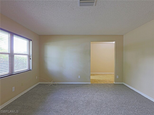 Building Photo - 3958 La Palma St