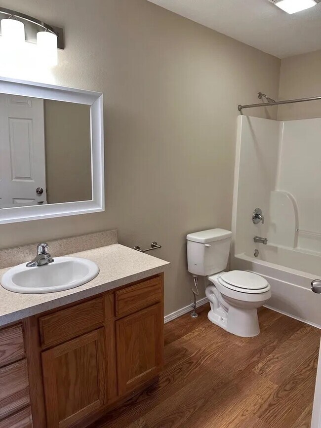 Building Photo - 4434 W Normal St