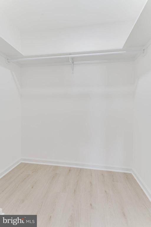 Building Photo - 7107 Sontag Way