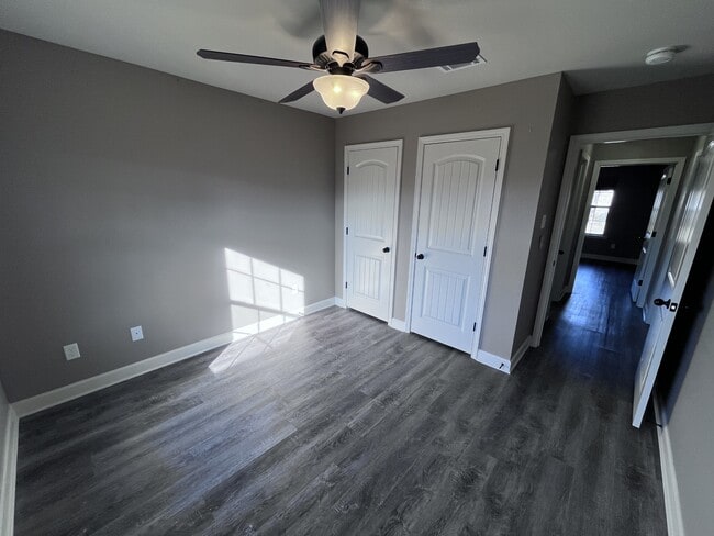 Building Photo - 13 Kelby Ct